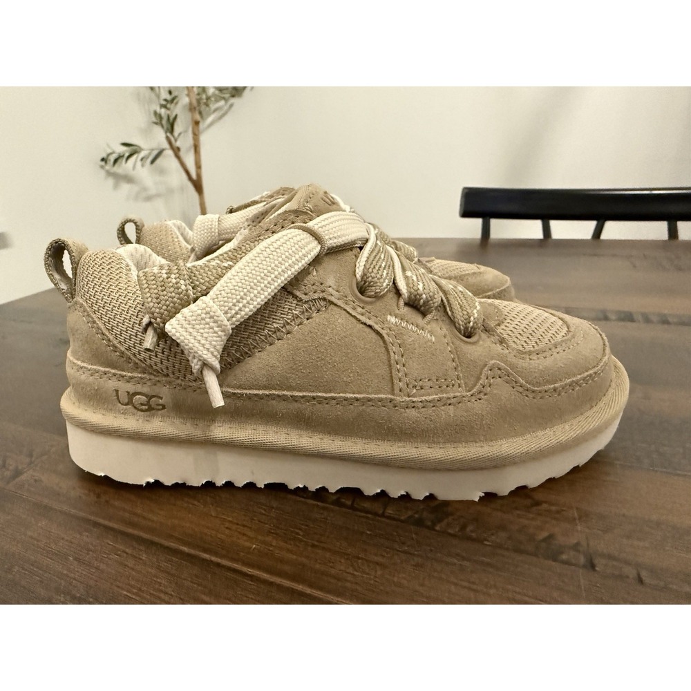 UGG Kids Lowmel Boy/Girl Slip On Tennis Shoes Sneakers Size 13 13K Cream Beige